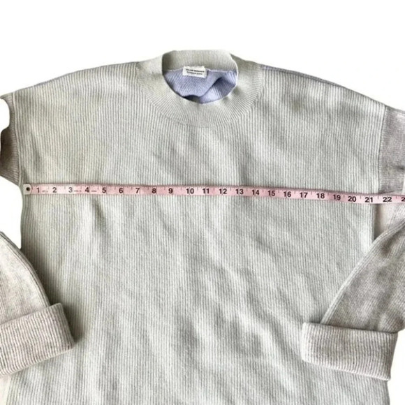 CLUB MONACO Arya Split-Back Sweater - Picture 5 of 14